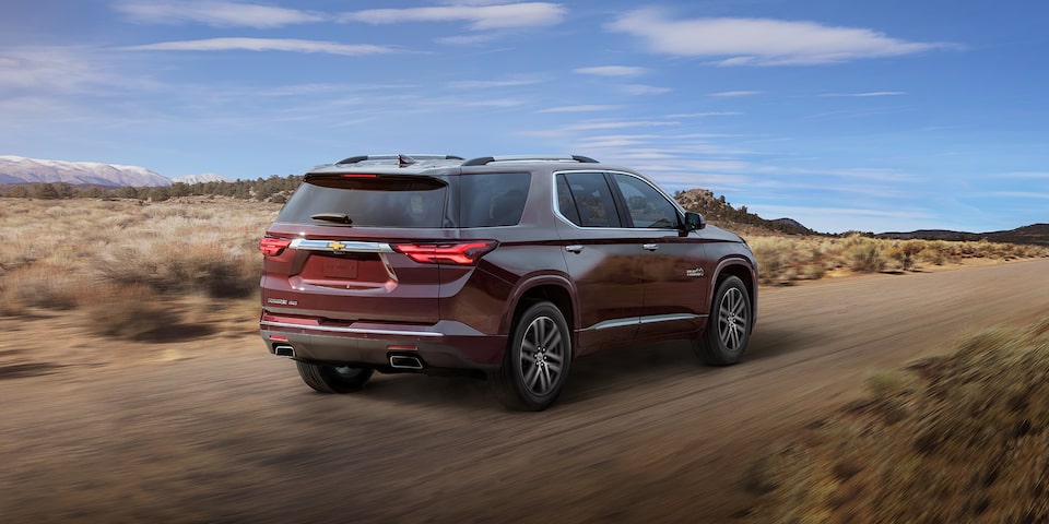 2023 Chevy Traverse Performance 