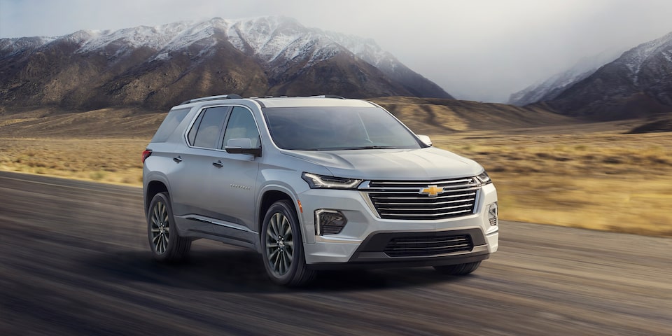 2023 Chevy Traverse Exterior features